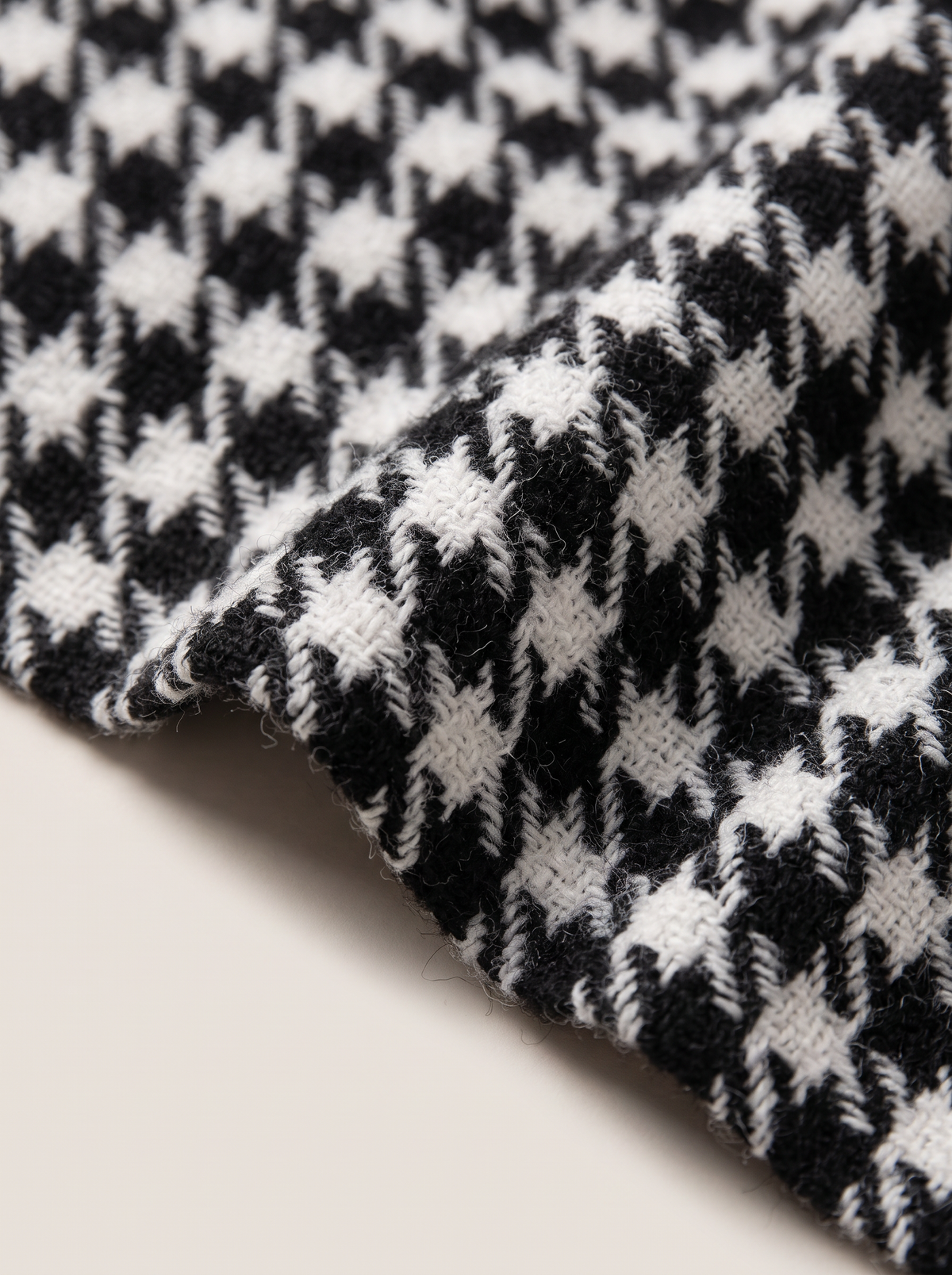 Houndstooth Fringe Scarf