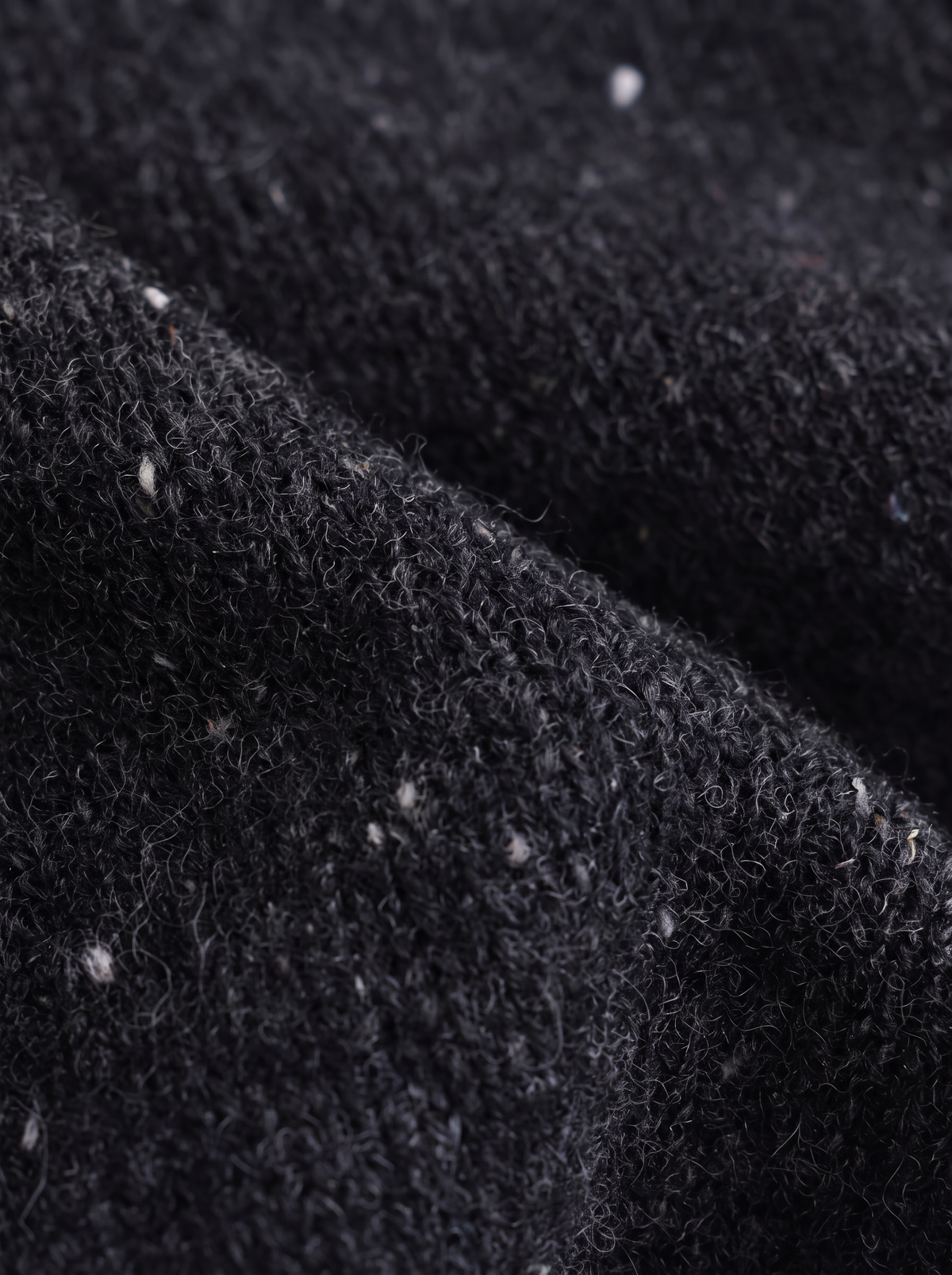 "Oversized Comfort" Dotted 100% Wool Triangle Wrap