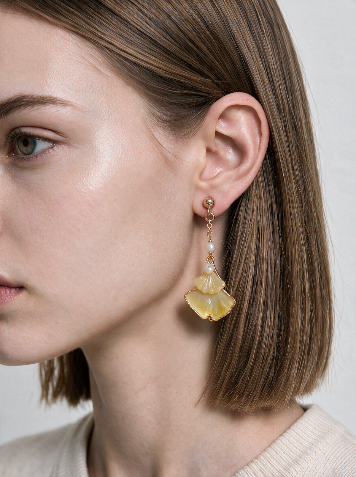 Silk Velvet Ginkgo-Leaf Stud Earrings — Handmade Ronghua
