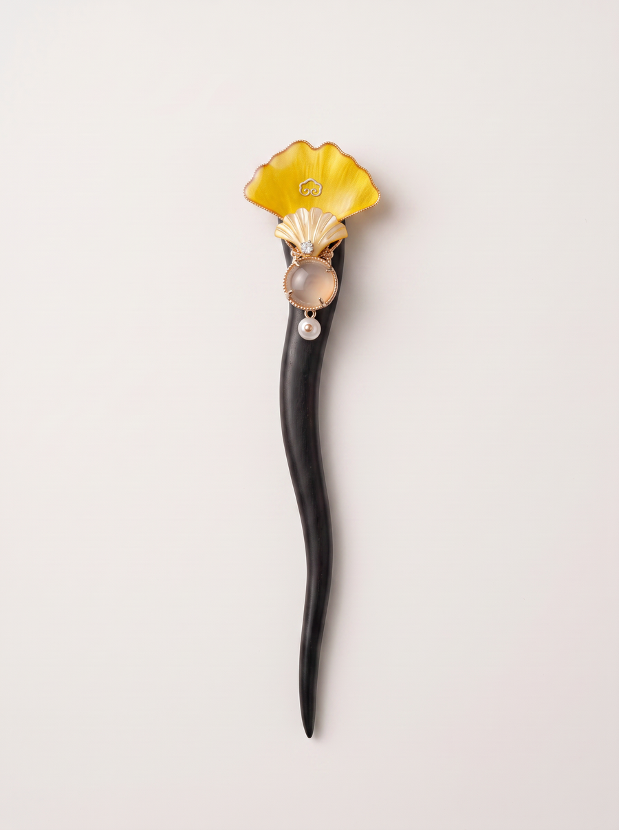 Silk Velvet Ginkgo-Leaf Ebony Hairpin — Handmade Ronghua