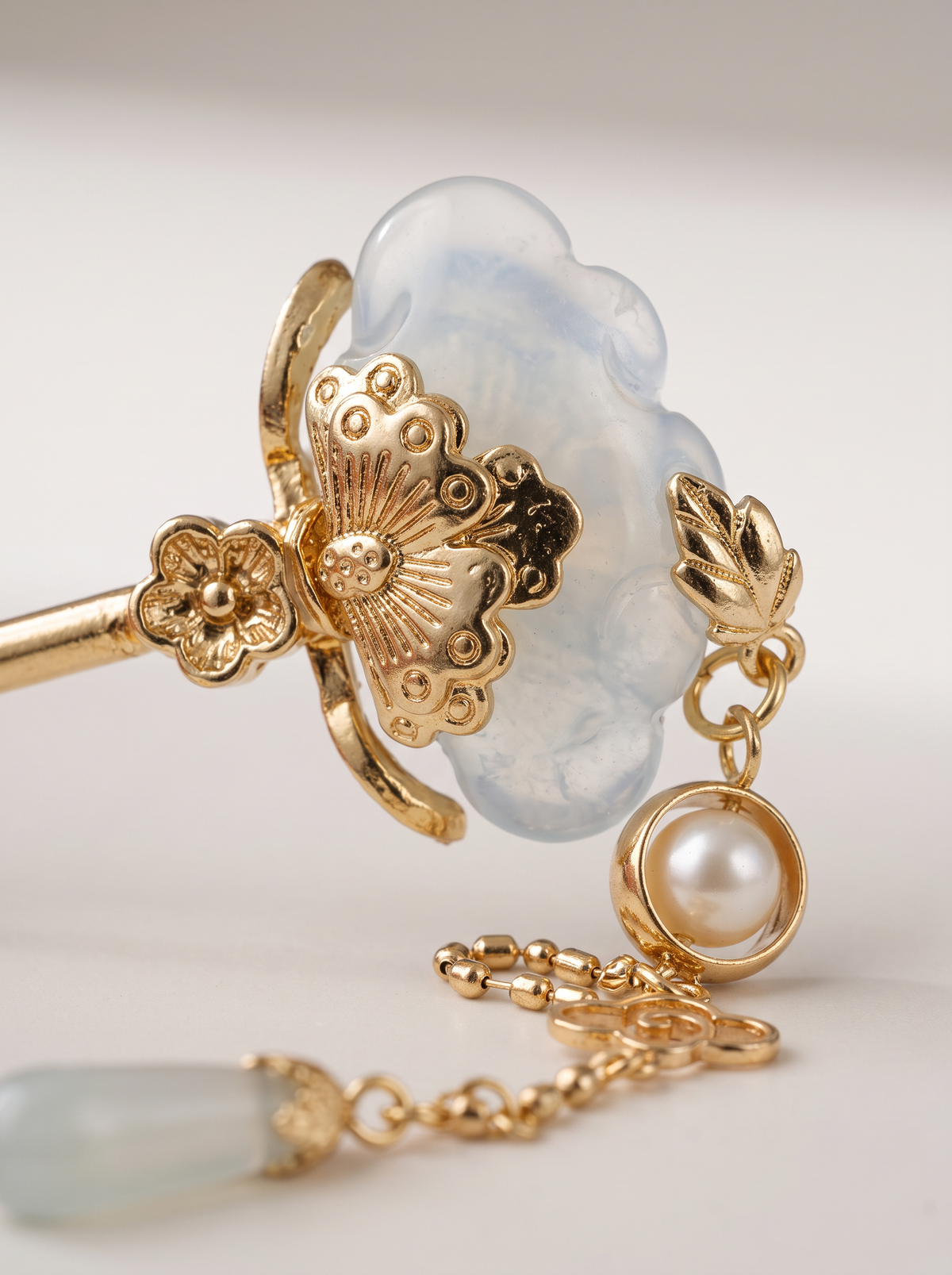 Xiu Jade Auspicious-Cloud Tassel Hairpin — Long Pearl Drop