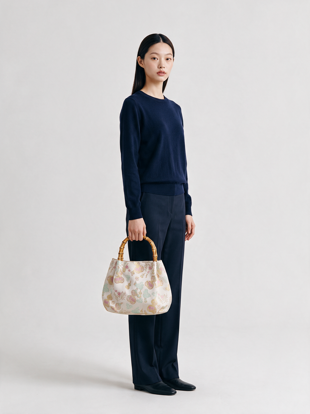 Silk Brocade Bamboo-Handle Bag — Gourd (Fu-Lu) Motif