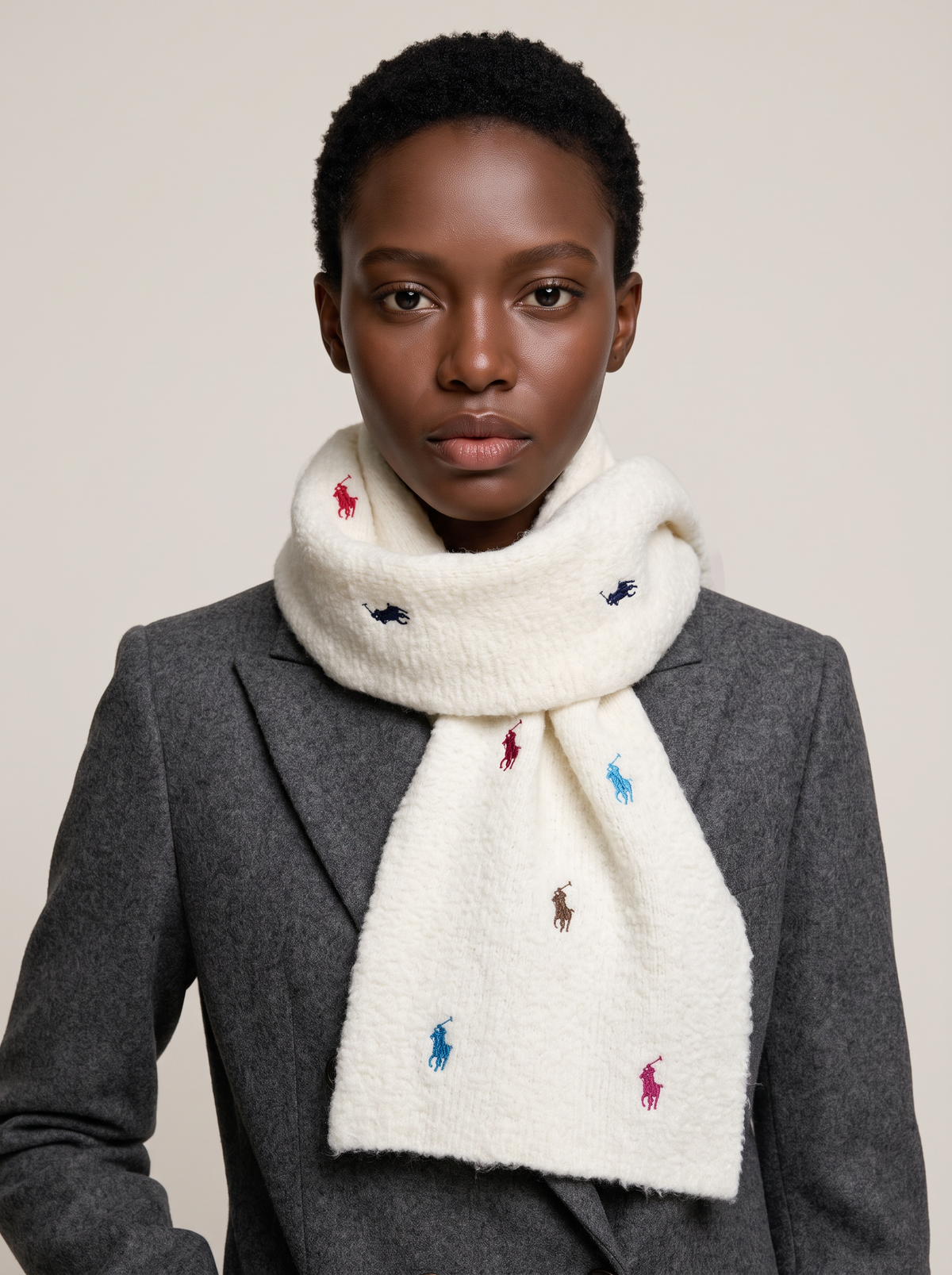 Embroidered Short Knit Scarf