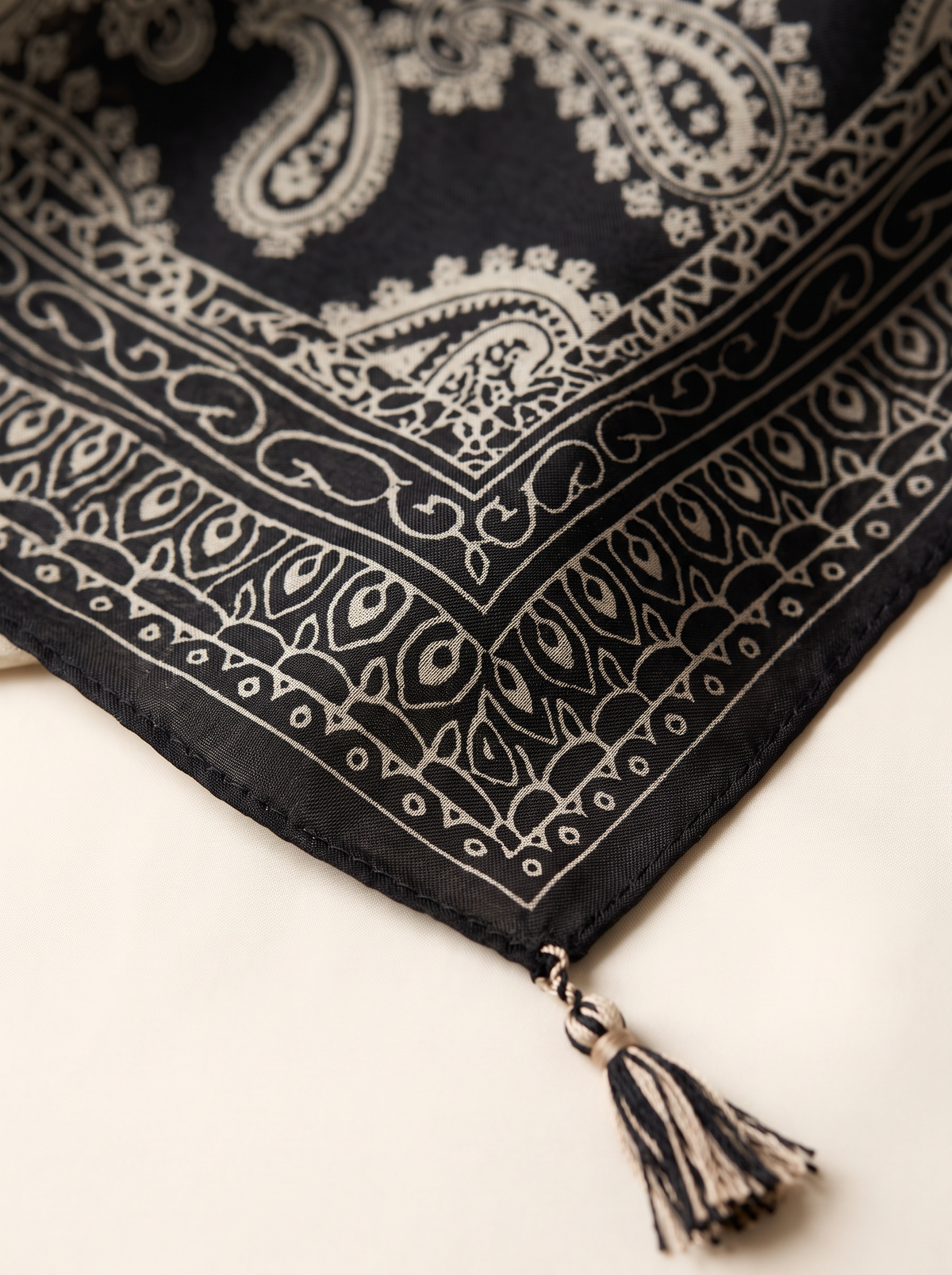 Folk Paisley Tassel Square Scarf